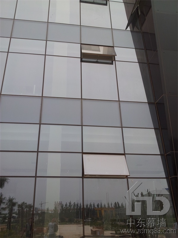 鋁板幕墻膠縫寬度通常為多少？