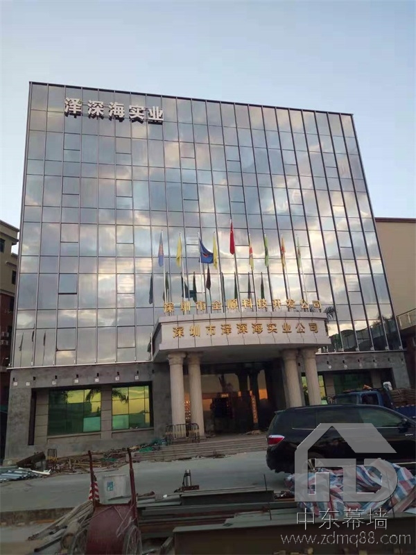 茂名玻璃幕墻包工包料安裝哪家好？