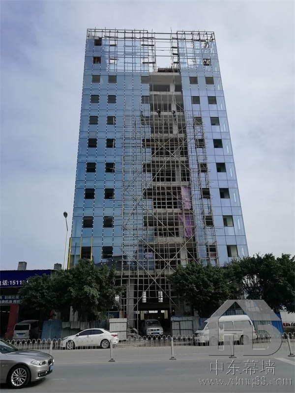 專業(yè)幕墻施工公司-25年幕墻設(shè)計施工-資深幕墻承包公司 專業(yè)幕墻施工公司-25年幕墻設(shè)計施工-資深幕墻承包公司