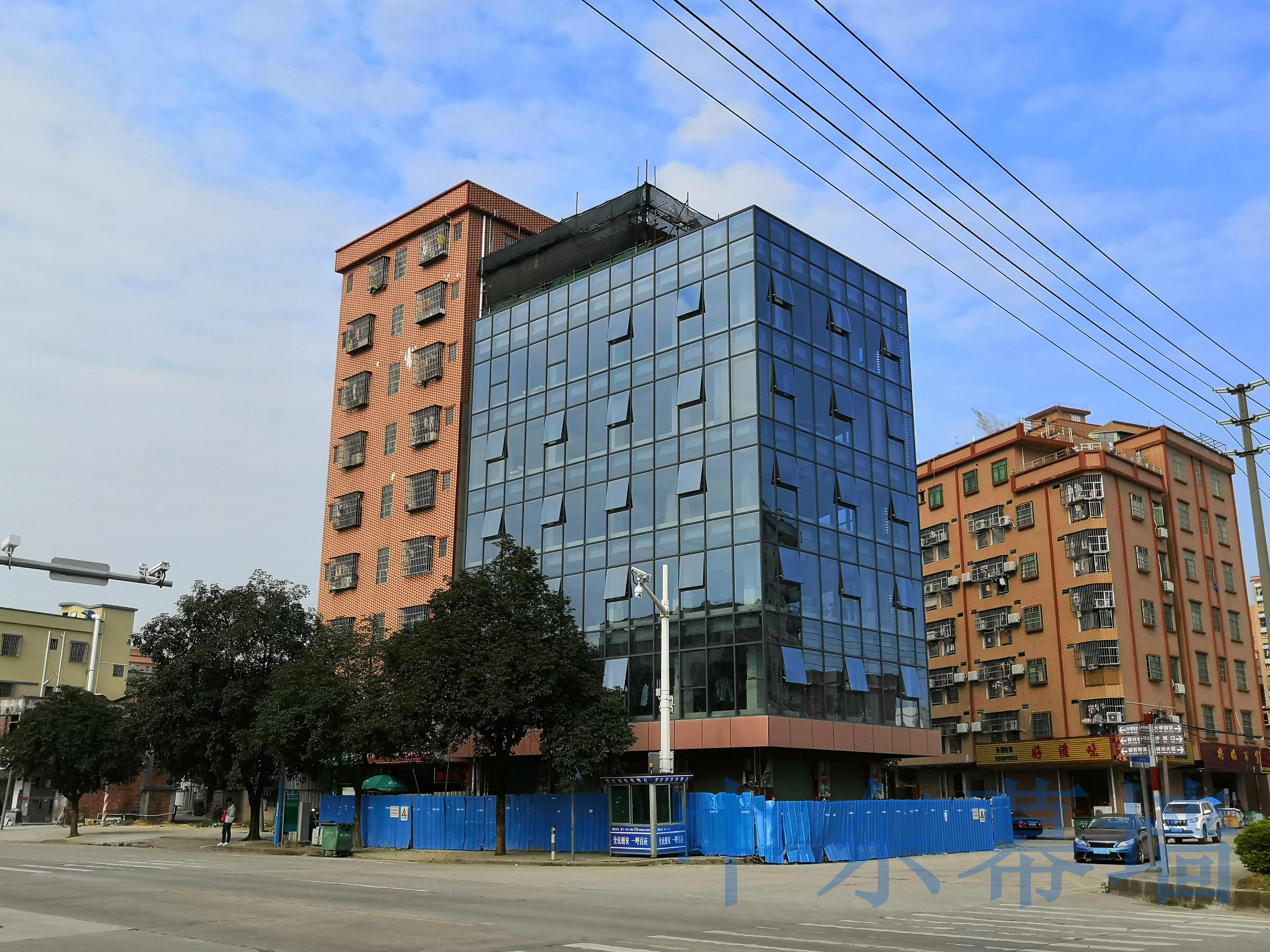 明框玻璃幕墻工程建筑 明框玻璃幕墻工程建筑